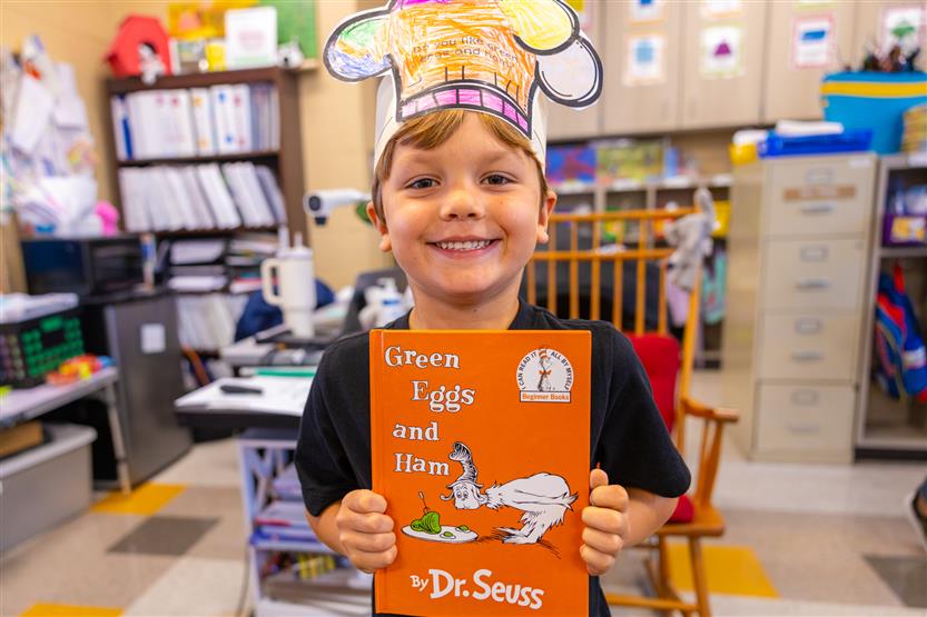 Fairview Elementary students make green eggs and ham